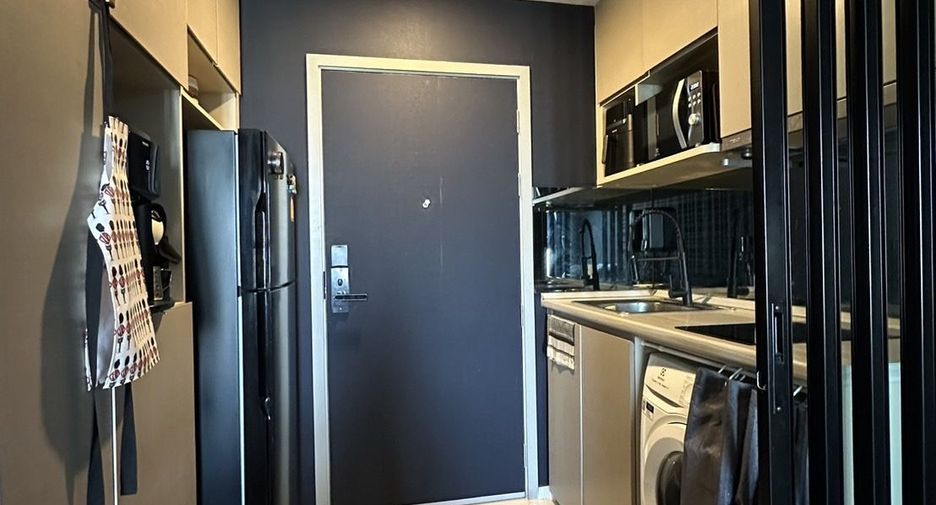 For sale 1 bed condo in Min Buri, Bangkok