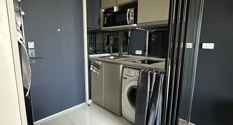 For sale 1 bed condo in Min Buri, Bangkok