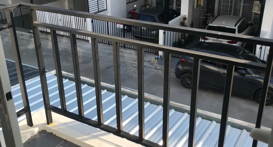 For sale and for rent 2 bedrooms townhouse in Mueang Chon Buri, Chonburi