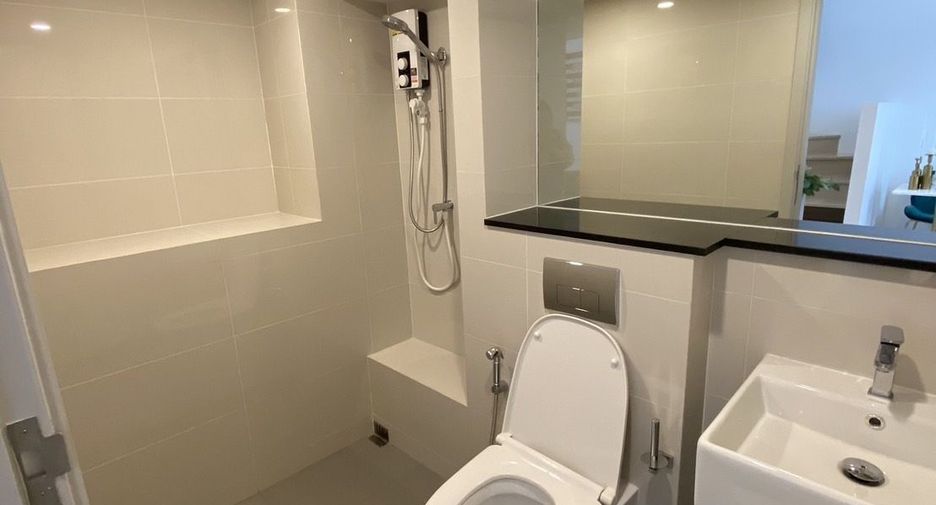 For sale 1 bed condo in Sathon, Bangkok