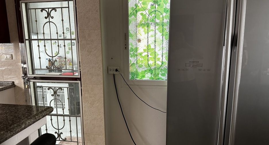 For sale 3 bedrooms house in Min Buri, Bangkok
