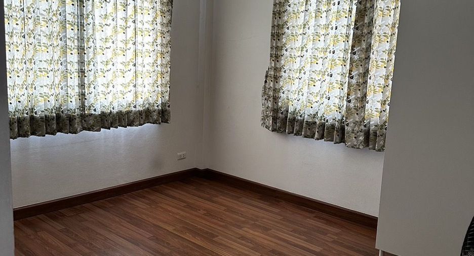 For sale 3 bedrooms house in Min Buri, Bangkok