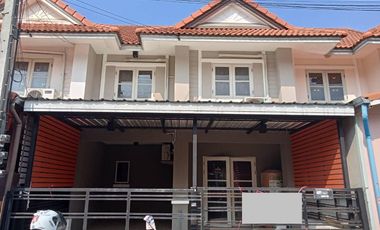 Reihenhaus zur Miete mit 3 Zimmer in Phutthamonthon, Nakhon Pathom