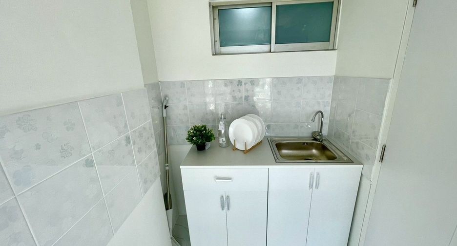Продажа 1 кровать кондо в Банг Капи, Бангкок