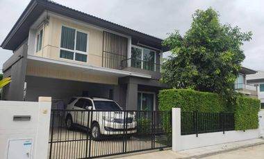 For sale 3 bedrooms house in Bang Sao Thong, Samut Prakan