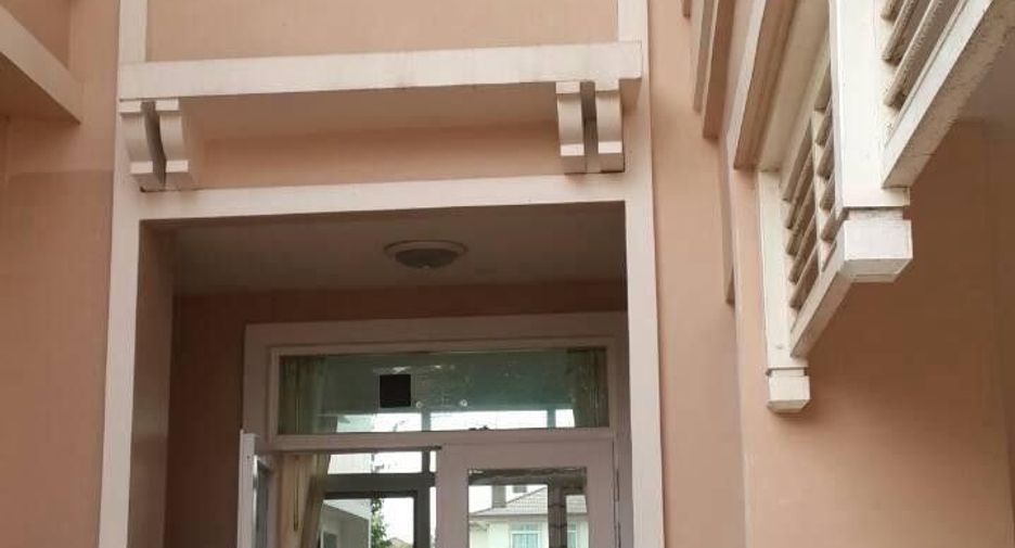For sale and for rent 4 bedrooms house in Lam Luk Ka, Pathum Thani