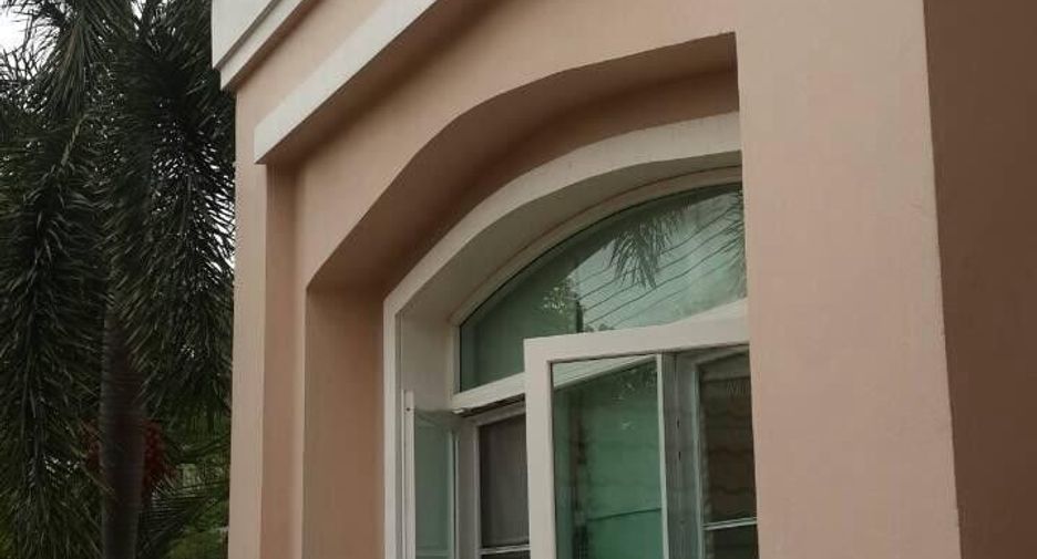 For sale and for rent 4 bedrooms house in Lam Luk Ka, Pathum Thani