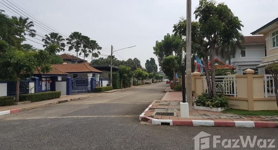 For sale and for rent 4 bedrooms house in Lam Luk Ka, Pathum Thani