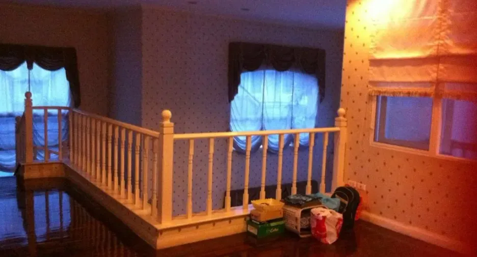 For sale and for rent 4 bedrooms house in Lam Luk Ka, Pathum Thani