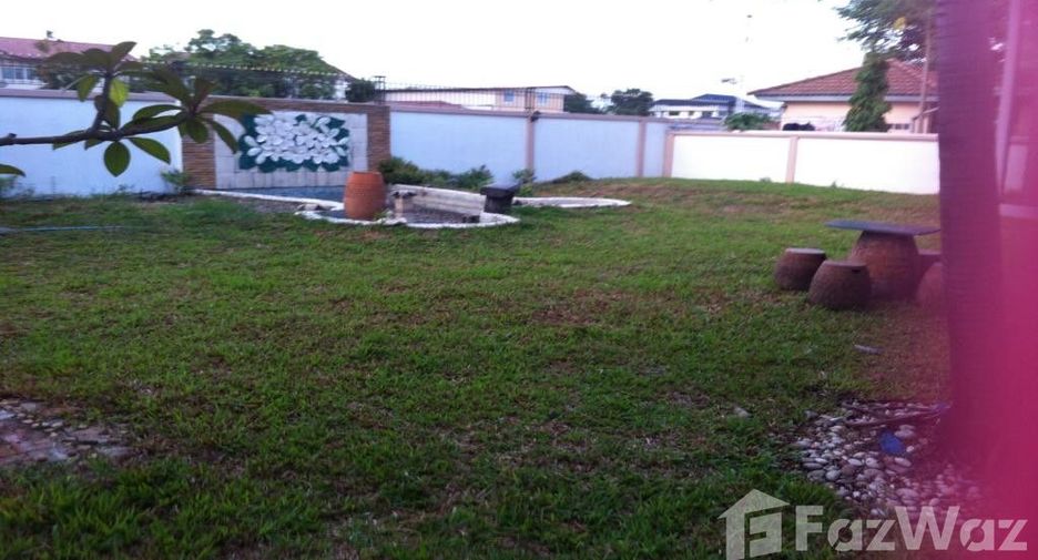 For sale and for rent 4 bedrooms house in Lam Luk Ka, Pathum Thani