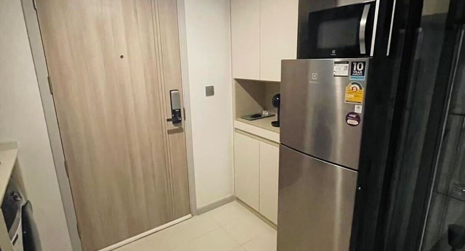 For sale 1 bed condo in Sathon, Bangkok