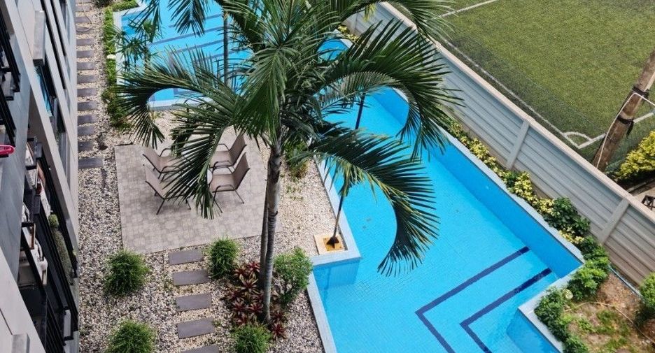 For sale 1 bed condo in Pluak Daeng, Rayong