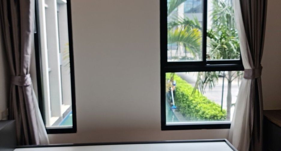 For sale 1 bed condo in Pluak Daeng, Rayong