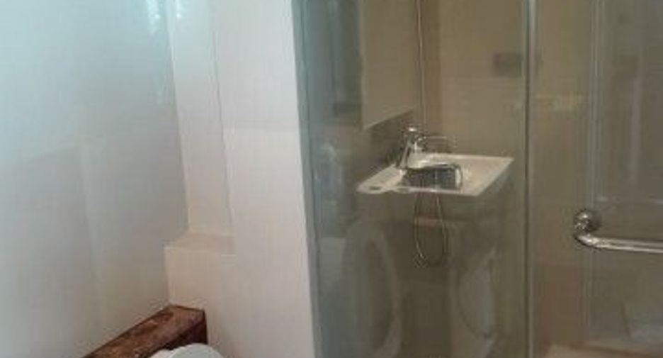 For sale studio condo in Khlong San, Bangkok