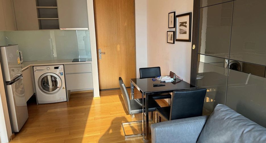 For sale 1 bed condo in Sathon, Bangkok