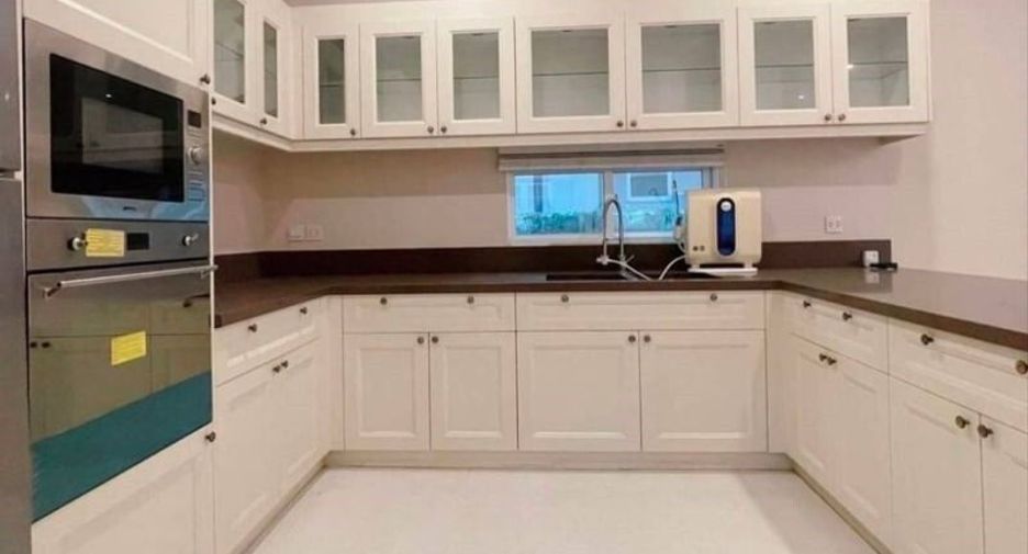 For sale そして for rent 4 ベッドルーム house in Bang Phli, Samut Prakan