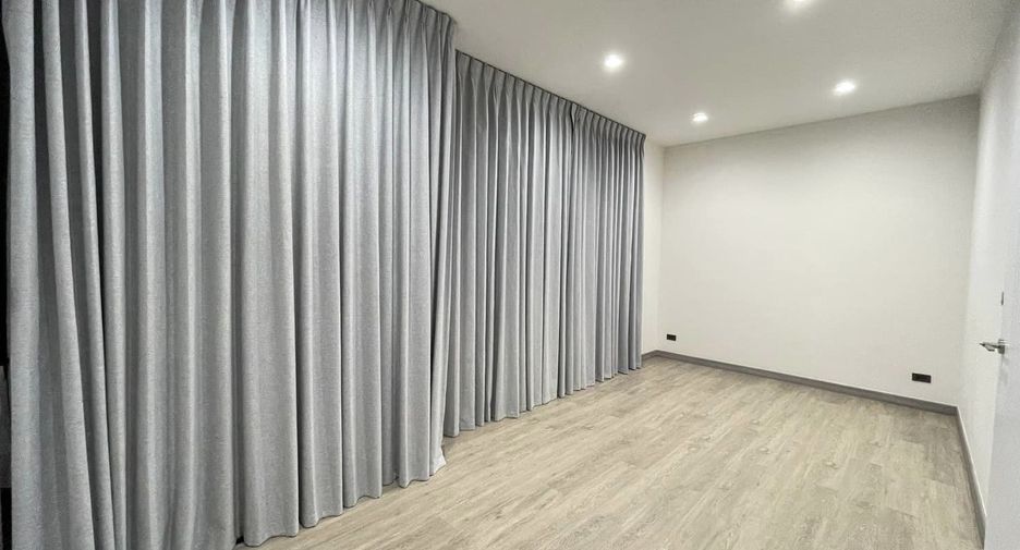 Reihenhaus zur Miete mit 4 Zimmer in Bang Kruai, Nonthaburi