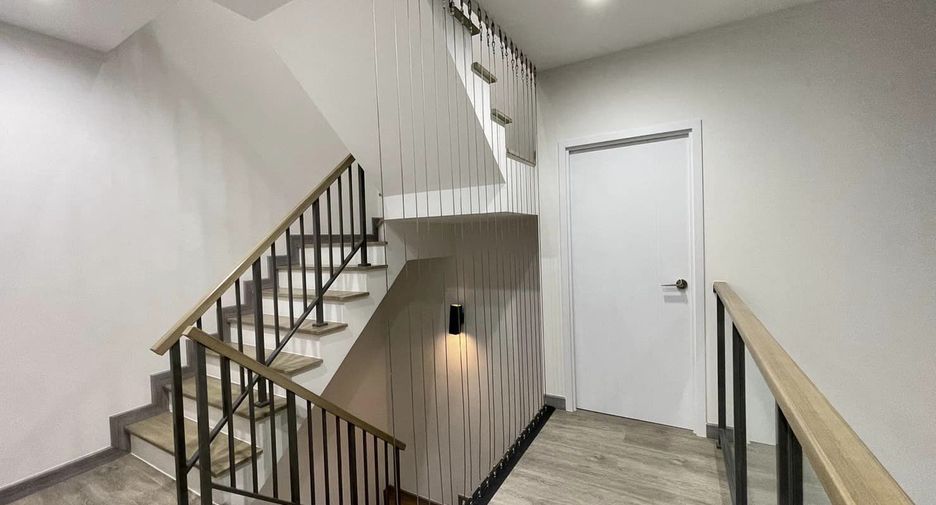 Reihenhaus zur Miete mit 4 Zimmer in Bang Kruai, Nonthaburi