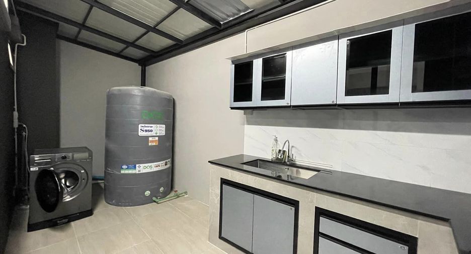 Reihenhaus zur Miete mit 4 Zimmer in Bang Kruai, Nonthaburi