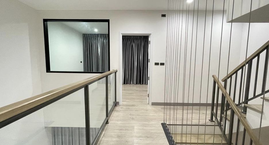Reihenhaus zur Miete mit 4 Zimmer in Bang Kruai, Nonthaburi