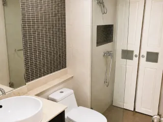 Продажа 1 кровать кондо в Щаттхана, Бангкок
