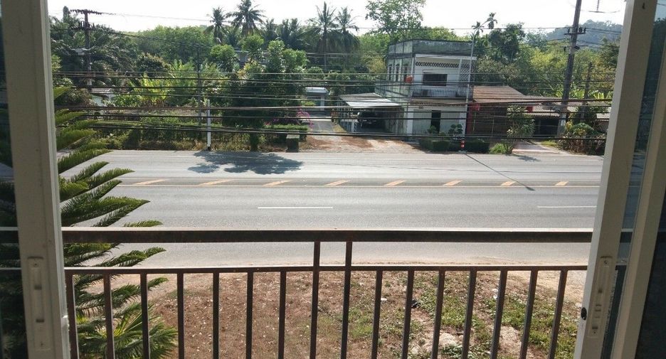 For sale 2 bedrooms townhouse in Mueang Trang, Trang