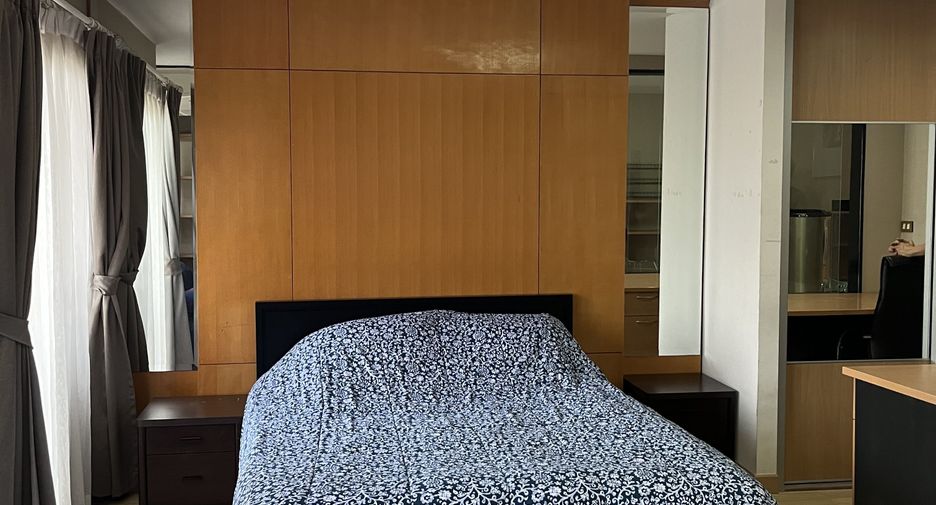 For sale studio condo in Phaya Thai, Bangkok