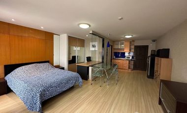 For sale studio condo in Phaya Thai, Bangkok