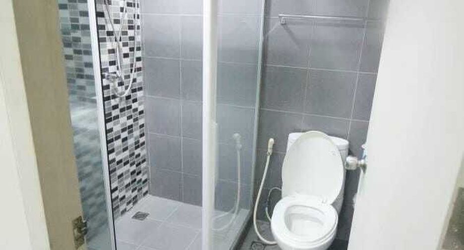 For sale 1 bed condo in Bang Kapi, Bangkok