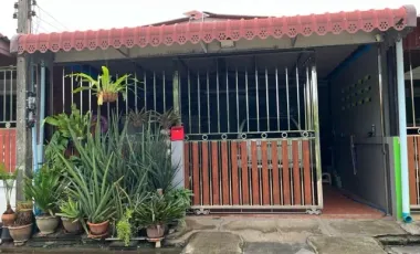 For sale 2 bedrooms townhouse in Phunphin, Surat Thani