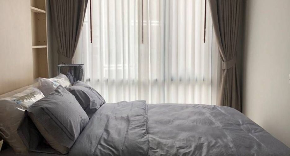 For sale 2 bedrooms condo in Yan Nawa, Bangkok
