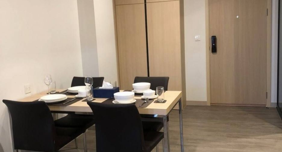 For sale 2 bedrooms condo in Yan Nawa, Bangkok