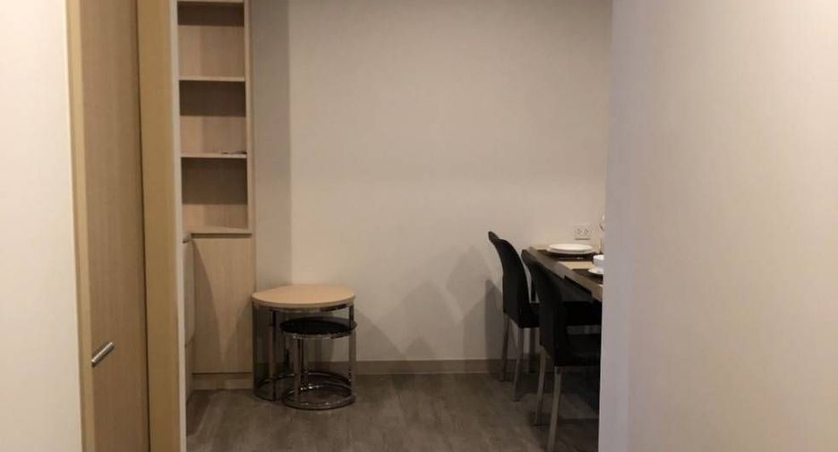 For sale 2 bedrooms condo in Yan Nawa, Bangkok
