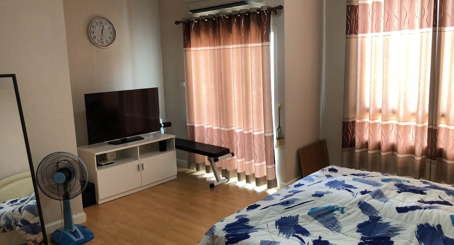 For sale 3 bedrooms townhouse in Mueang Udon Thani, Udon Thani