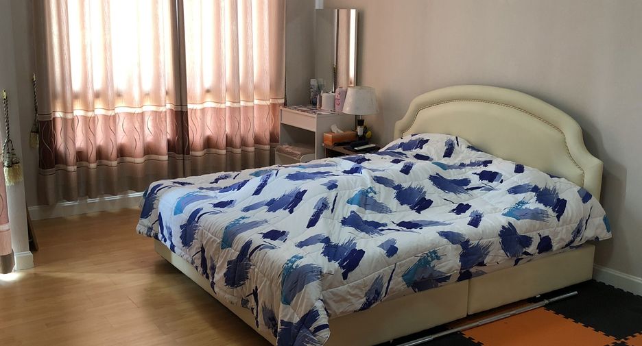 For sale 3 bedrooms townhouse in Mueang Udon Thani, Udon Thani
