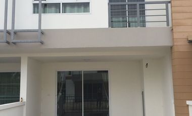 For sale 3 bedrooms townhouse in Mueang Udon Thani, Udon Thani