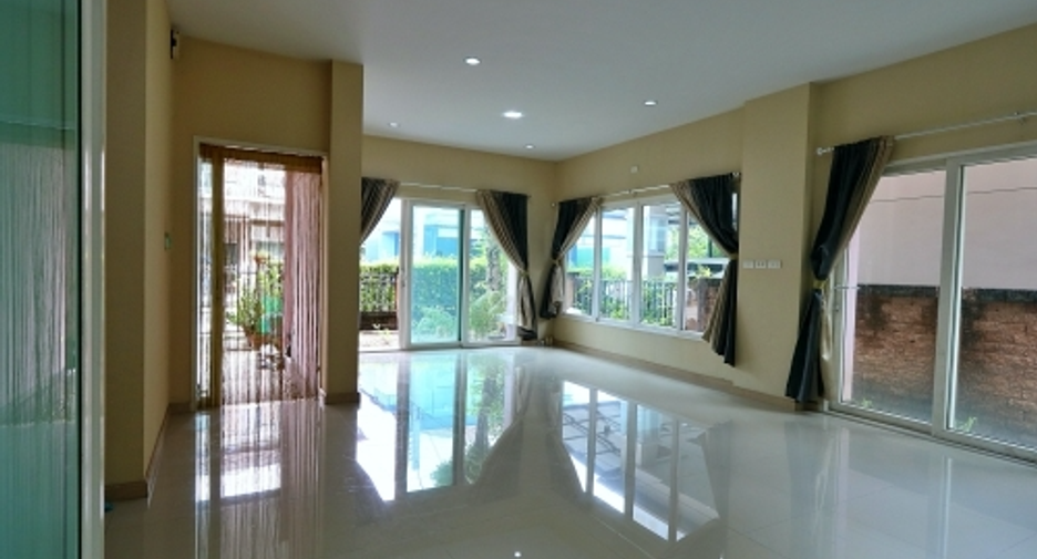For sale 3 ベッドルーム house in Mueang Samut Prakan, Samut Prakan