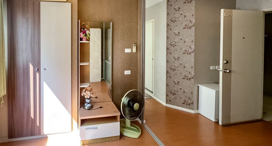 For sale 1 bed condo in Bang Khen, Bangkok