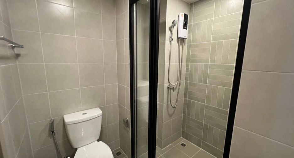 For rent studio condo in Khlong Luang, Pathum Thani