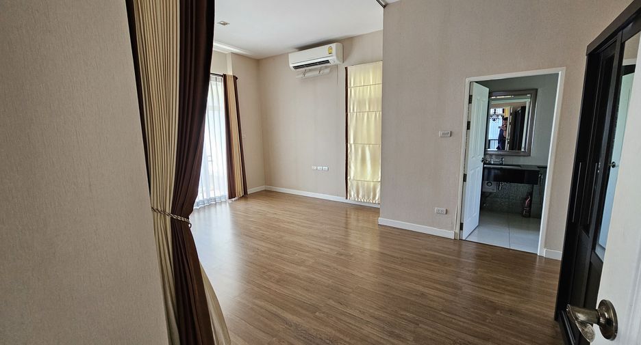 For sale 3 bedrooms house in Mueang Phitsanulok, Phitsanulok