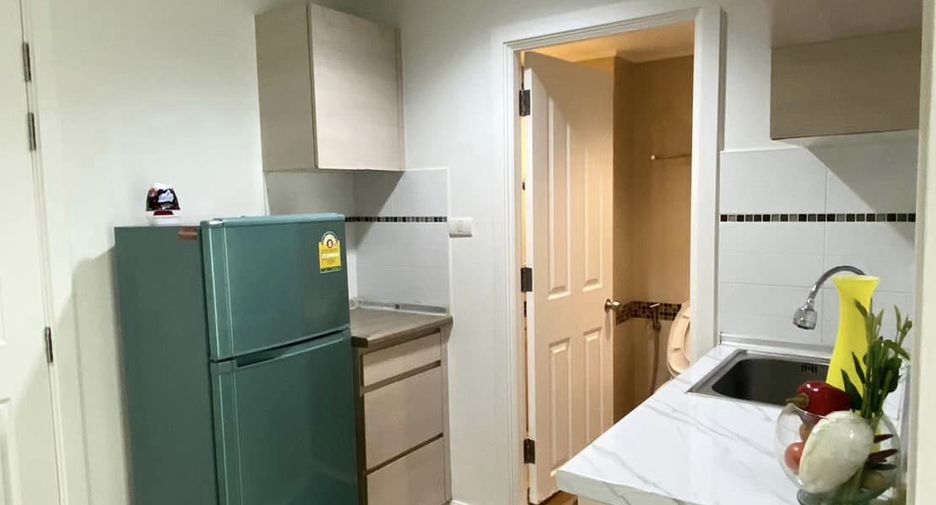 For sale 1 bed condo in Yan Nawa, Bangkok