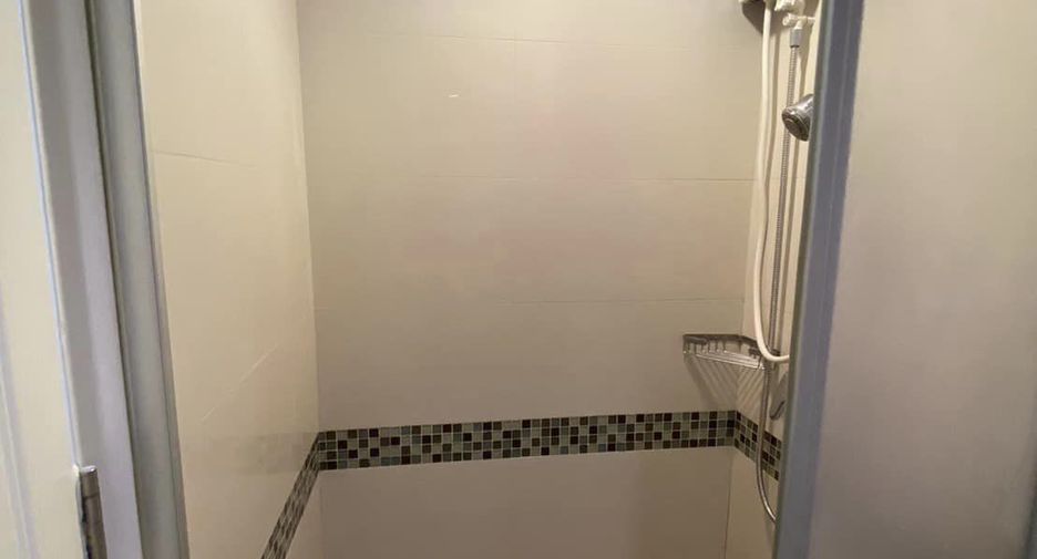 For sale 1 bed condo in Yan Nawa, Bangkok