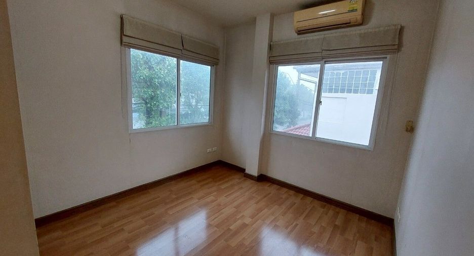 Продажа 3 спальни дом в Bang Kruai, Нонтабури