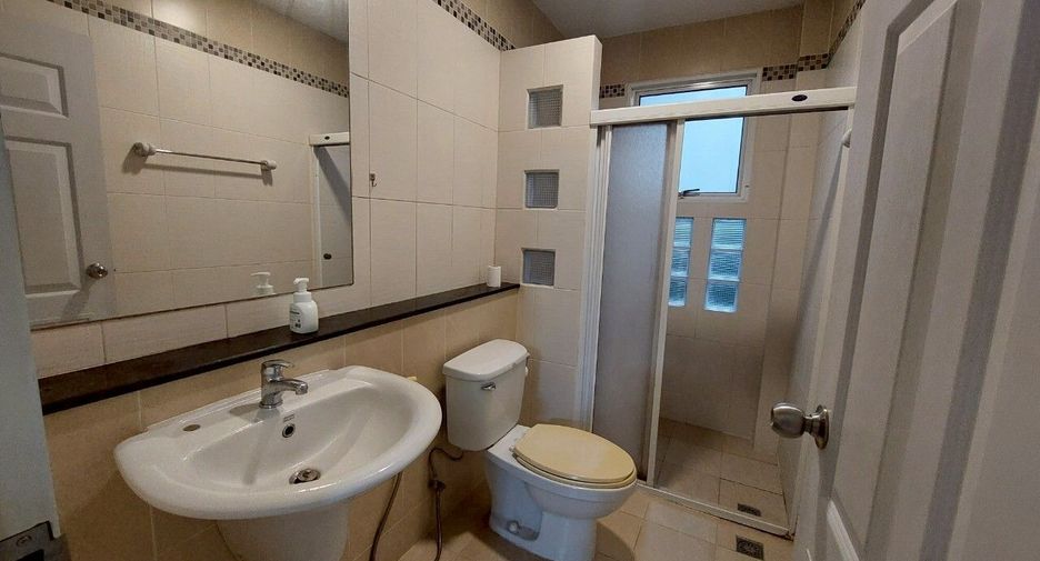 Продажа 3 спальни дом в Bang Kruai, Нонтабури