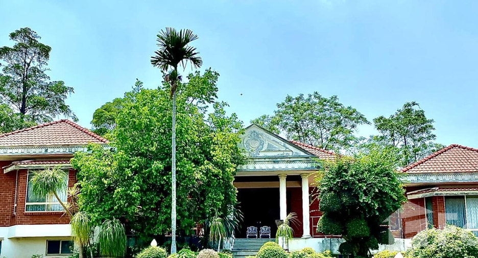 For sale 4 bedrooms house in Muak Lek, Saraburi