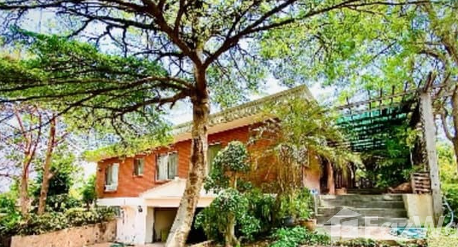 For sale 4 bedrooms house in Muak Lek, Saraburi
