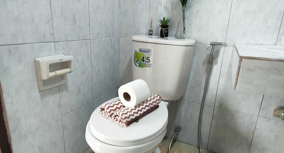 For sale studio condo in Mueang Nonthaburi, Nonthaburi