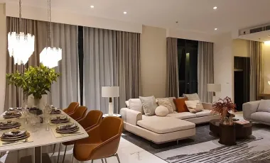 For sale 3 bedrooms condo in Khlong Toei, Bangkok