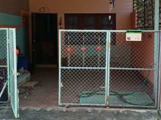 For sale 2 bedrooms townhouse in Mueang Lampang, Lampang