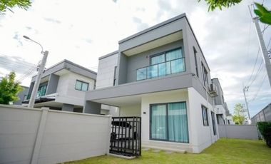 For sale 3 bedrooms house in Bang Phli, Samut Prakan